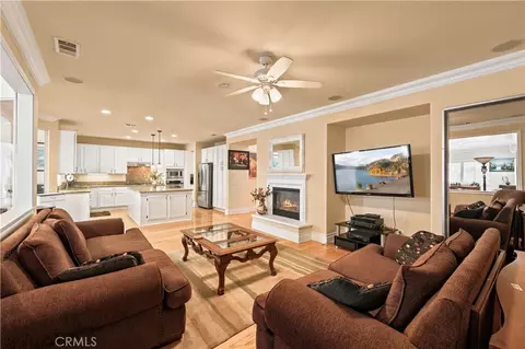 Living - 3625 Paddock, Lancaster, CA 93536 photo 2 of 3