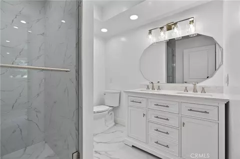Bath - 7515 Mcgroarty, Tujunga, CA 91042 photo 3 of 5
