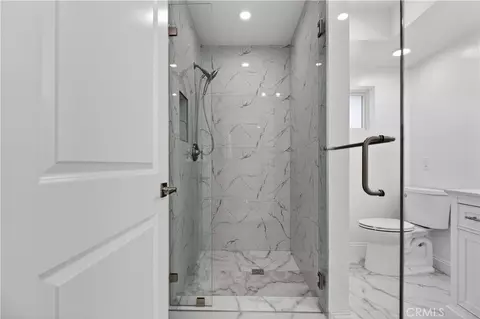 Bath - 7515 Mcgroarty, Tujunga, CA 91042 photo 4 of 5
