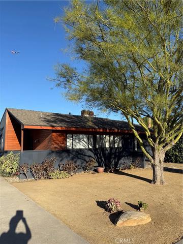 6230 Denny Ave, North Hollywood, CA 91606