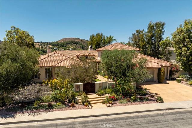 3315 Via Verde Ct, Calabasas, CA 91302