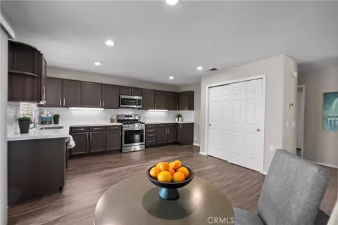 Kitchen - 28244 Springvale, Castaic, CA 91384 photo 4 of 4