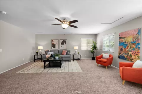Living - 28244 Springvale, Castaic, CA 91384 photo 5 of 6