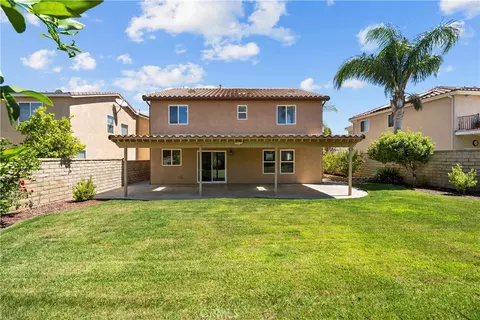 Exterior - 28244 Springvale, Castaic, CA 91384 photo 2 of 5