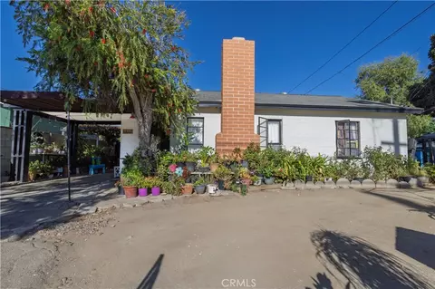 6832 Bellaire Ave, North Hollywood, CA 91605