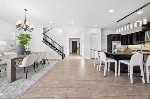 Entry Way - 22384 Riverstream Ct, Saugus, CA 91350 photo 3 of 6