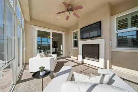 Exterior - 22384 Riverstream Ct, Saugus, CA 91350 photo 8 of 16