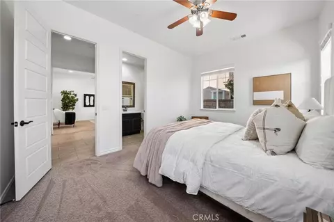 Bedroom - 22384 Riverstream Ct, Saugus, CA 91350 photo 2 of 10
