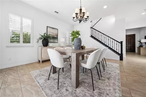 Dining - 22384 Riverstream Ct, Saugus, CA 91350 photo 1 of 3