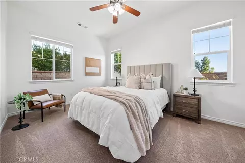 Bedroom - 22384 Riverstream Ct, Saugus, CA 91350 photo 1 of 10