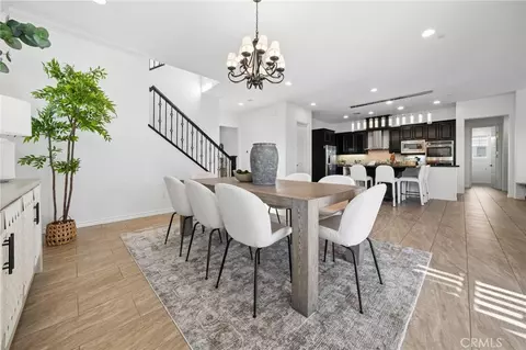 Dining - 22384 Riverstream Ct, Saugus, CA 91350 photo 2 of 3