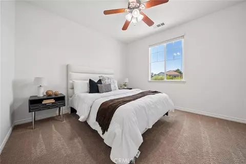 Bedroom - 22384 Riverstream Ct, Saugus, CA 91350 photo 7 of 10