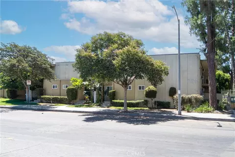 11138 Aqua Vis #17, Studio City, CA 91602