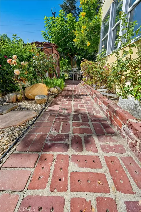 Exterior - 4241 Eve, Simi Valley, CA 93063 photo 17 of 23