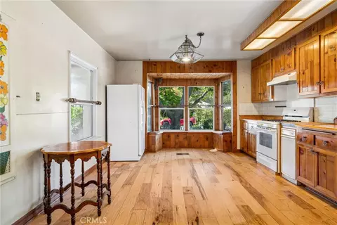 Kitchen - 4241 Eve, Simi Valley, CA 93063 photo 4 of 5