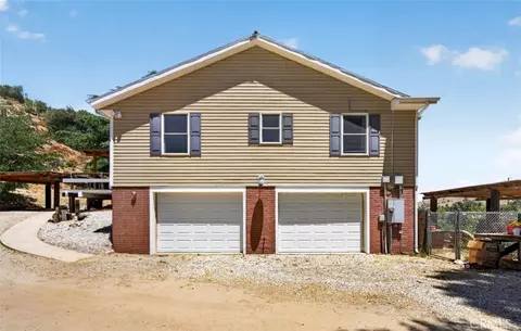 Exterior - 871 Lebec Rd, Lebec, CA 93243 photo 5 of 11