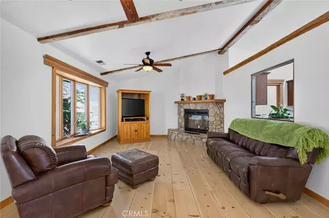 Living - 871 Lebec Rd, Lebec, CA 93243 photo 1 of 2