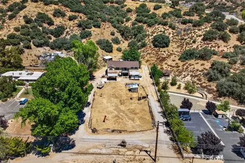 View/Area - 871 Lebec Rd, Lebec, CA 93243 photo 1 of 2
