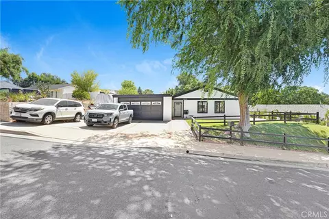 28038 Lakehurst, Canyon Country, CA 91351