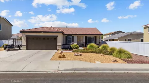 3033 Trousdale Dr, Lancaster, CA 93536