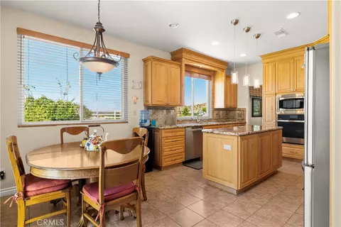 Kitchen - 34016 Desert, Acton, CA 93510 photo 1 of 3