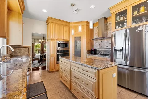 Kitchen - 34016 Desert, Acton, CA 93510 photo 2 of 3
