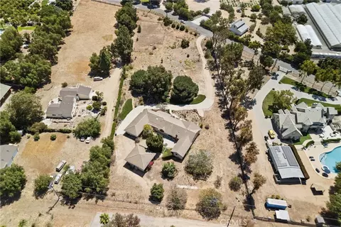 View/Area - 2425 Duval Rd, Santa Rosa Valley, CA 93012 photo 4 of 7