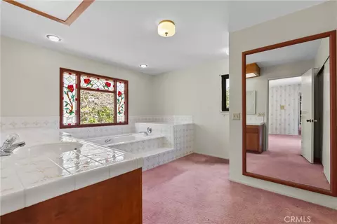 Bath - 2425 Duval Rd, Santa Rosa Valley, CA 93012 photo 1 of 5