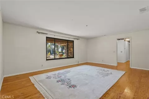 Living - 2425 Duval Rd, Santa Rosa Valley, CA 93012 photo 4 of 8