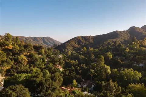 2971 Saint Gregory Rd, Glendale, CA 91206 photo 10