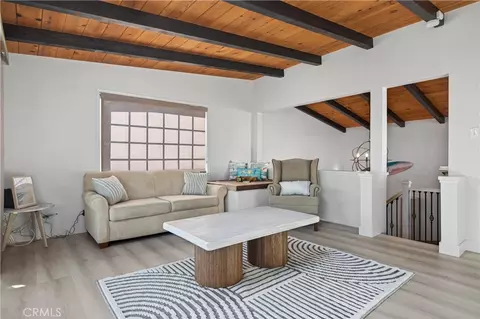 Living - 317 Cahuenga, Oxnard, CA 93035 photo 3 of 7