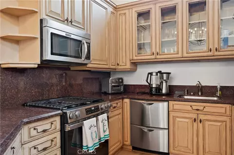 Kitchen - 317 Cahuenga, Oxnard, CA 93035 photo 1 of 6