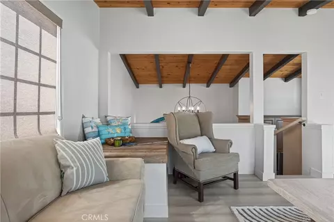 Living - 317 Cahuenga, Oxnard, CA 93035 photo 7 of 7