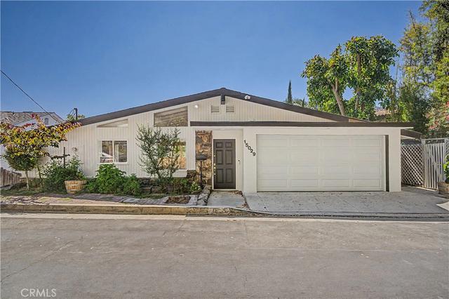 15029 Encanto Dr, Sherman Oaks, CA 91403