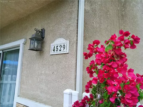 4529 Colfax, North Hollywood, CA 91602