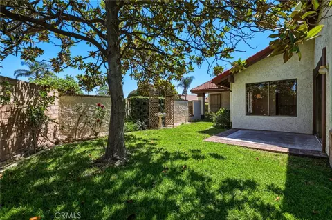 Exterior - 2852 Ian, Simi Valley, CA 93063 photo 10 of 15