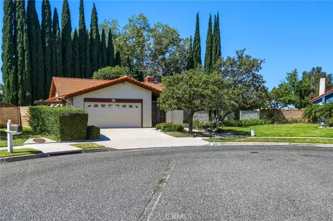 Exterior - 2852 Ian, Simi Valley, CA 93063 photo 3 of 15