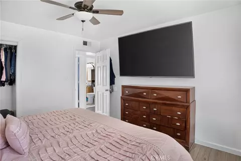 Bedroom - 15912 Rexroth St, Mojave, CA 93501 photo 2 of 5