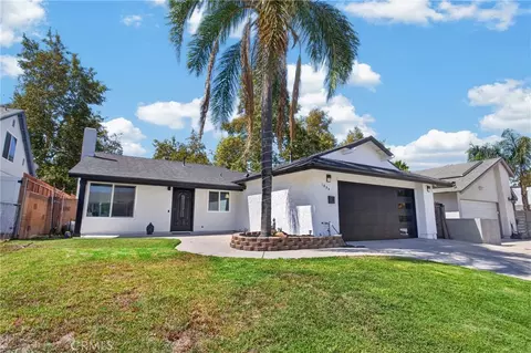 Exterior - 1834 Hillary Ct, Simi Valley, CA 93065 photo 4 of 5