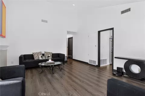 Living - 1834 Hillary Ct, Simi Valley, CA 93065 photo 1 of 1