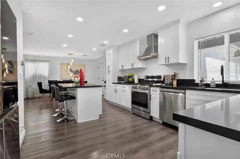 Kitchen - 1834 Hillary Ct, Simi Valley, CA 93065 photo 4 of 5
