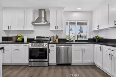 Kitchen - 1834 Hillary Ct, Simi Valley, CA 93065 photo 1 of 5