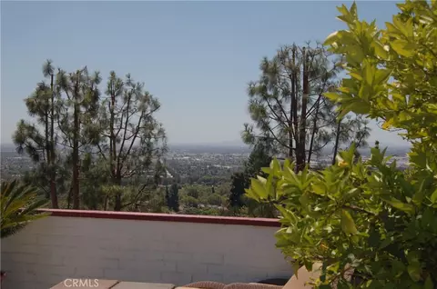Exterior - 13978 Summit Dr, Whittier, CA 90602 photo 7 of 15