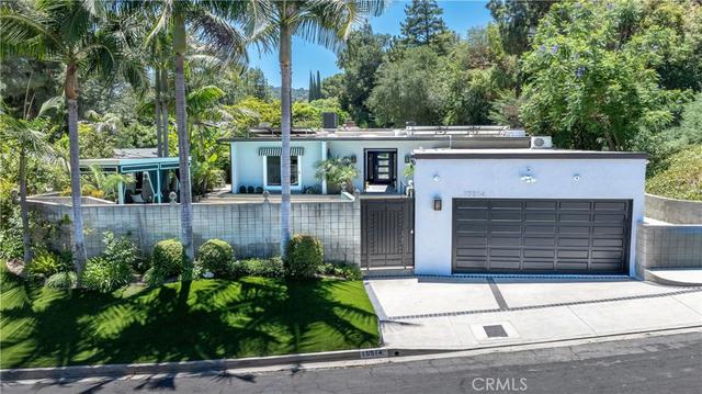 15514 High Knoll Rd, Encino, CA 91436