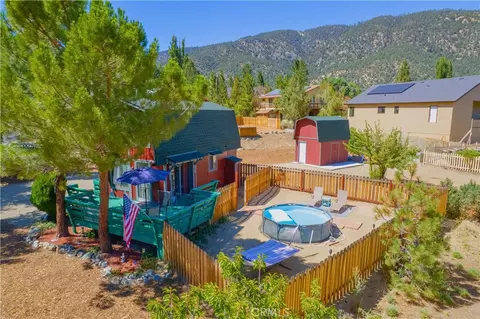 16505 Oakwood Way, Pine Mountain Club, CA 93222