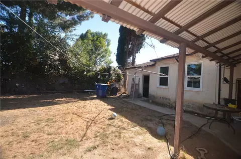 Exterior - 7024 Balcom, Reseda, CA 91335 photo 4 of 7