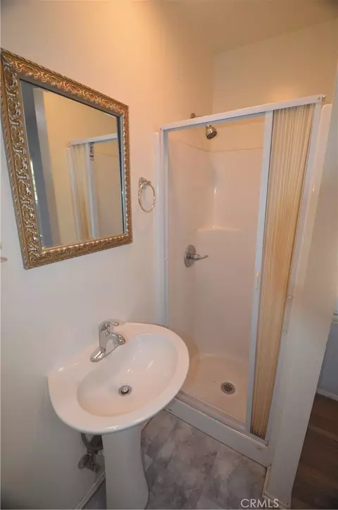 Bath - 7024 Balcom, Reseda, CA 91335 photo 1 of 6