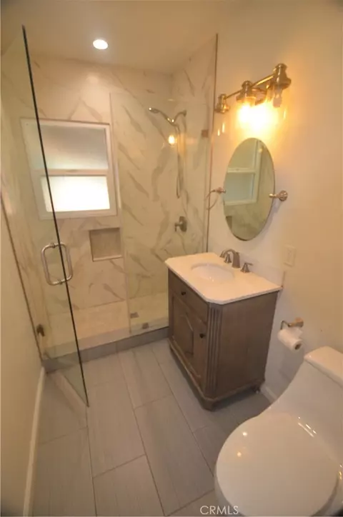 Bath - 7024 Balcom, Reseda, CA 91335 photo 4 of 6