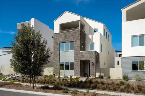 26720 Afton Ln, Valencia, CA 91381