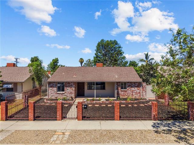 7923 Louise, Northridge, CA 91325